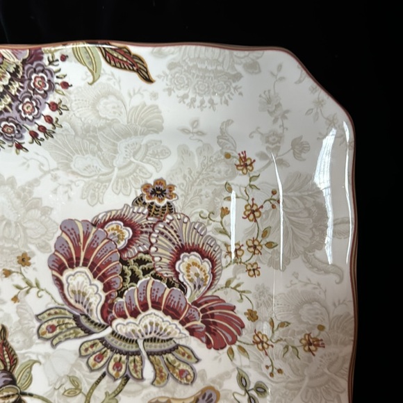 222 FIFTH “Gabrielle Cream” 8.5” Square Salad Plate - Picture 4 of 9